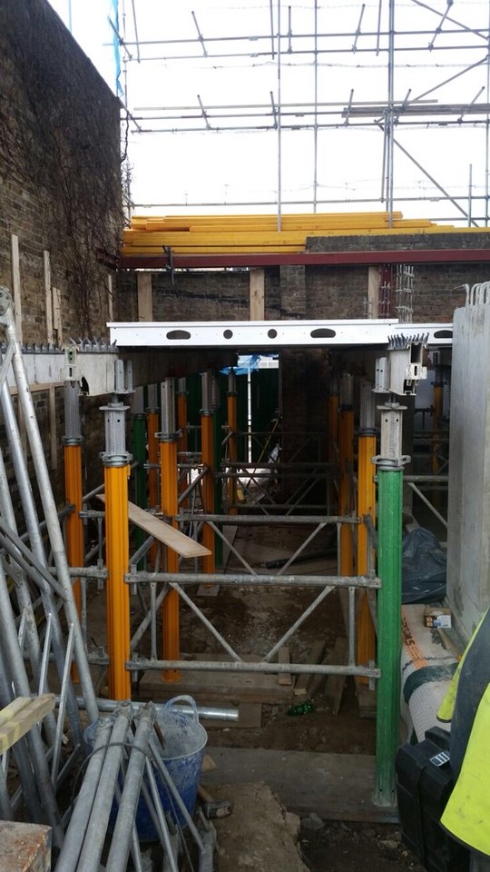Max Fordham House Camden Mews on-site